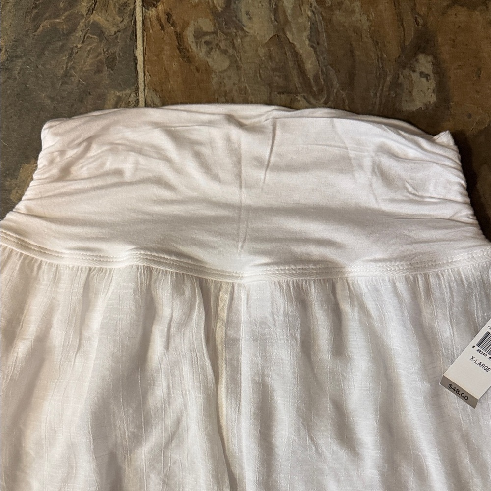 New Directions bright white Asymmetrical Skirt - Picture 3 of 4